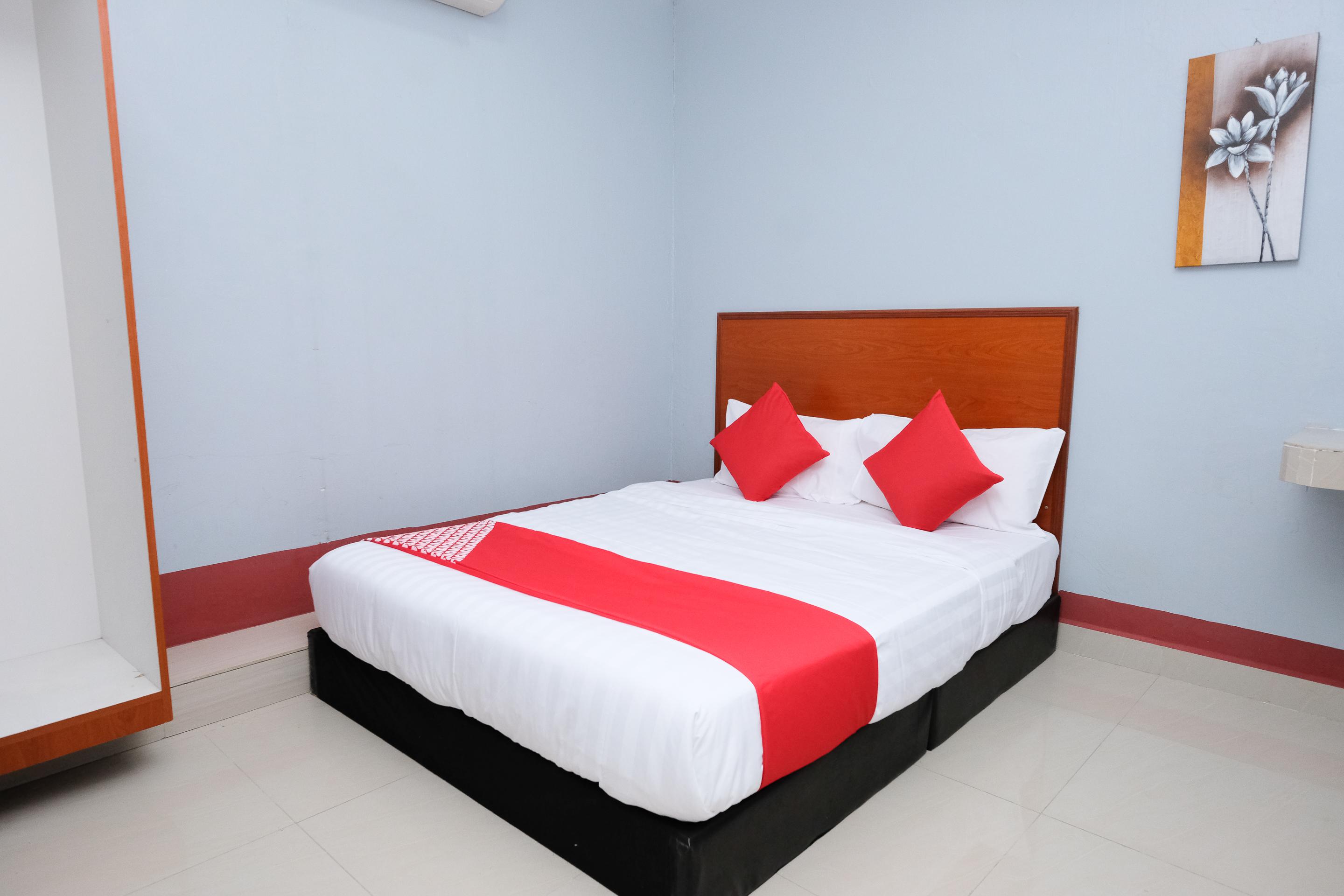 Super Oyo 720 Corridor Hotel 2 Pekan Buitenkant foto
