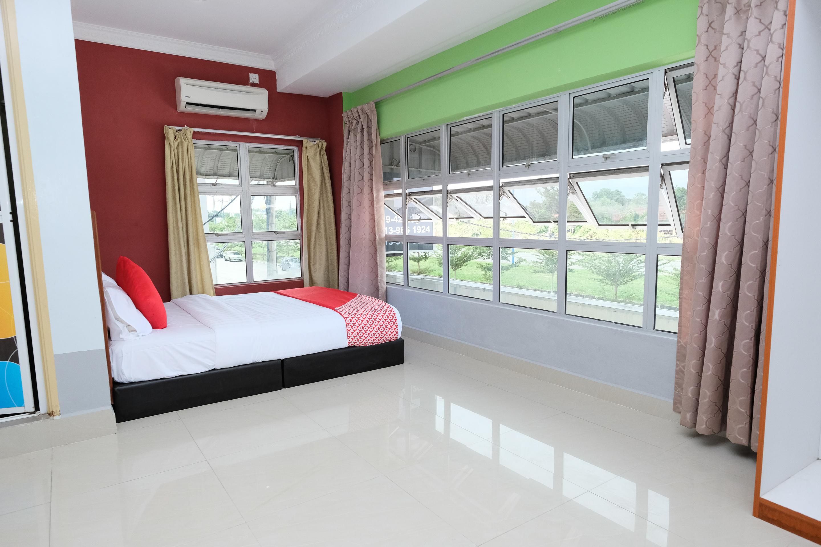 Super Oyo 720 Corridor Hotel 2 Pekan Buitenkant foto