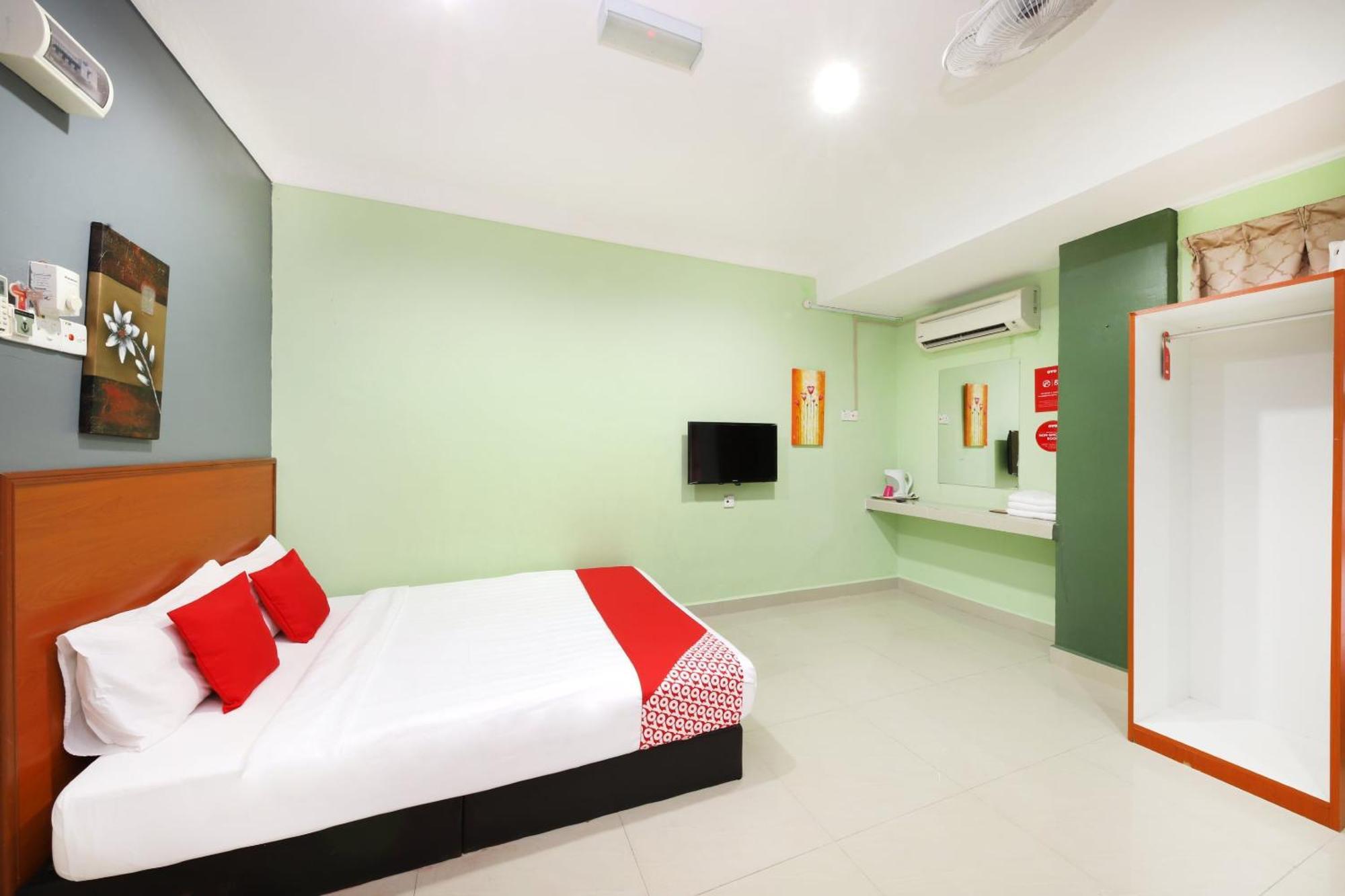 Super Oyo 720 Corridor Hotel 2 Pekan Buitenkant foto