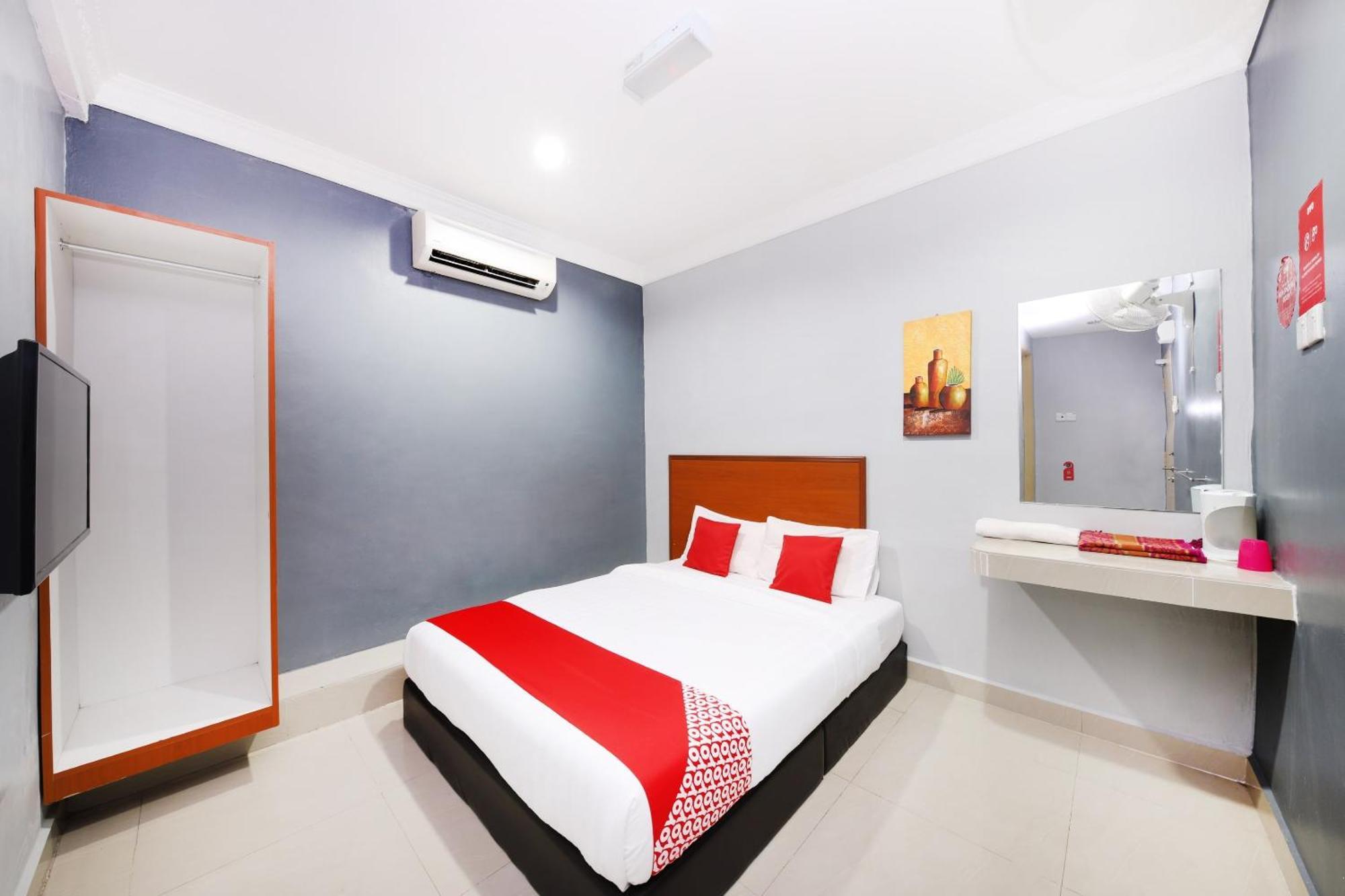 Super Oyo 720 Corridor Hotel 2 Pekan Buitenkant foto